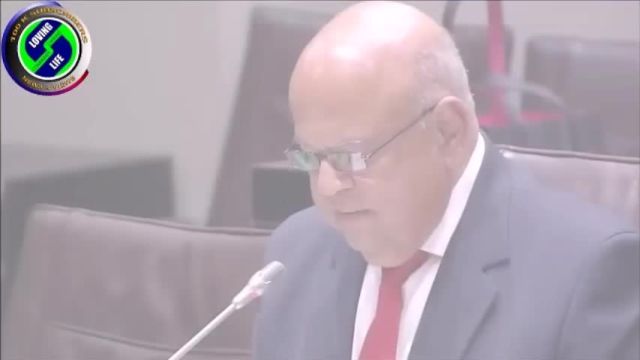 Pravin Gordhan accuses De Ruyter of being arrogant, requiring humility and using apartheid tactics