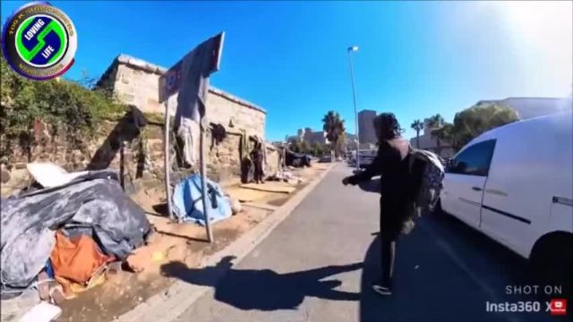 Cape Town Mayor speaks out after the posting of our video re the squatters around the historic castle