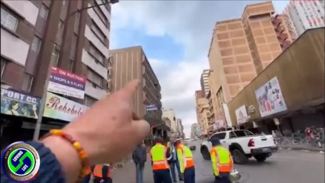 Clean up of Bree Street gas explosion in the city of Johannesburg underway